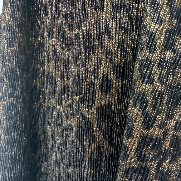 Woman fancy tank top- leopard pattern- gold and black- sparkly - Picture 5 of 6